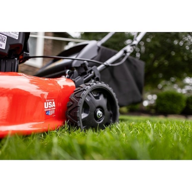 CRAFTSMAN M110 21-Inch 140cc Gas Push Lawn Mower - Image 4