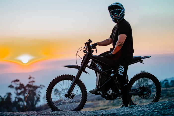 Riding Times 48V/36Ah 2400W Off-Road Electric Dirt Bike - Image 4