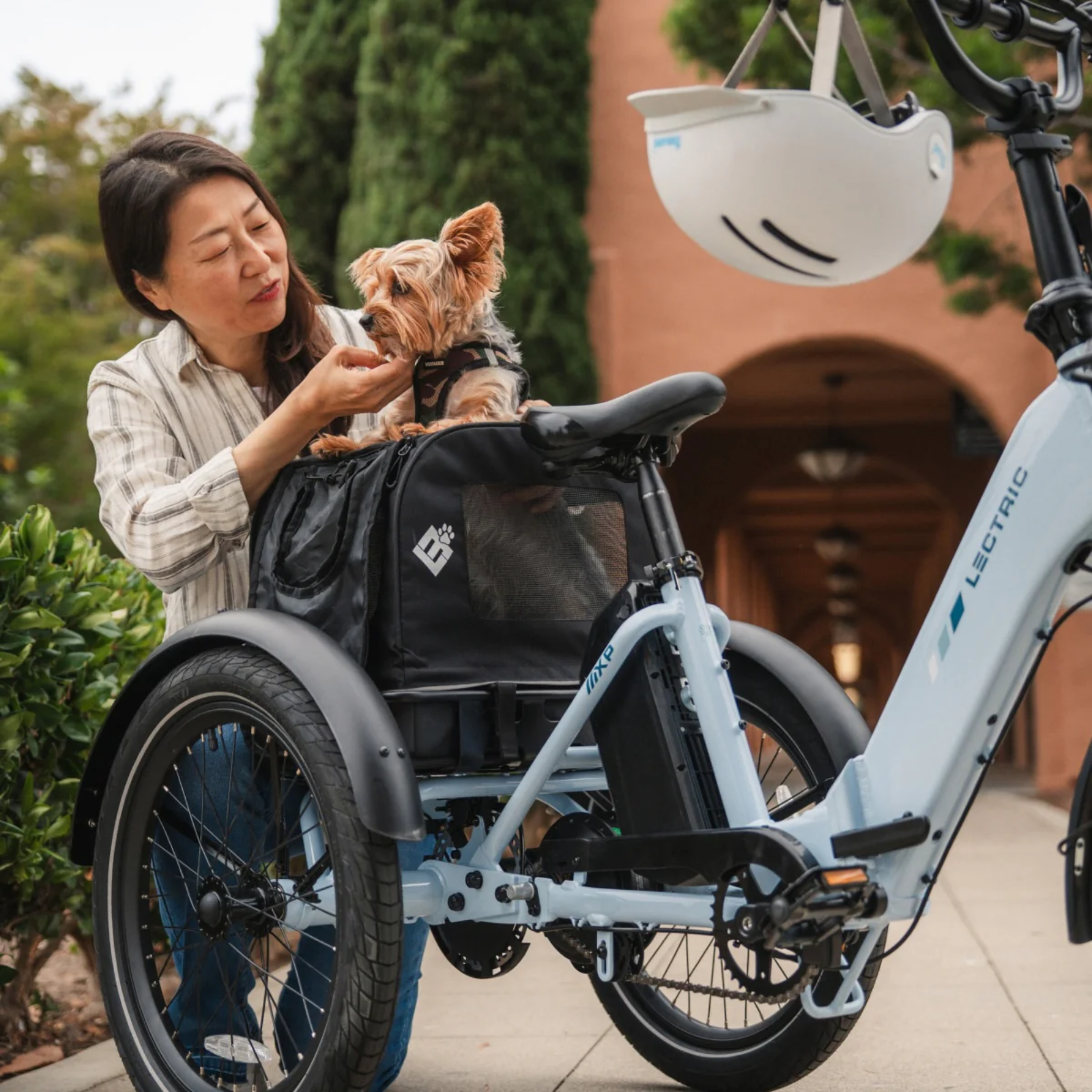 ebikes XP Electric Trike in Stratus White Adult Folding Electric Trike - Image 3